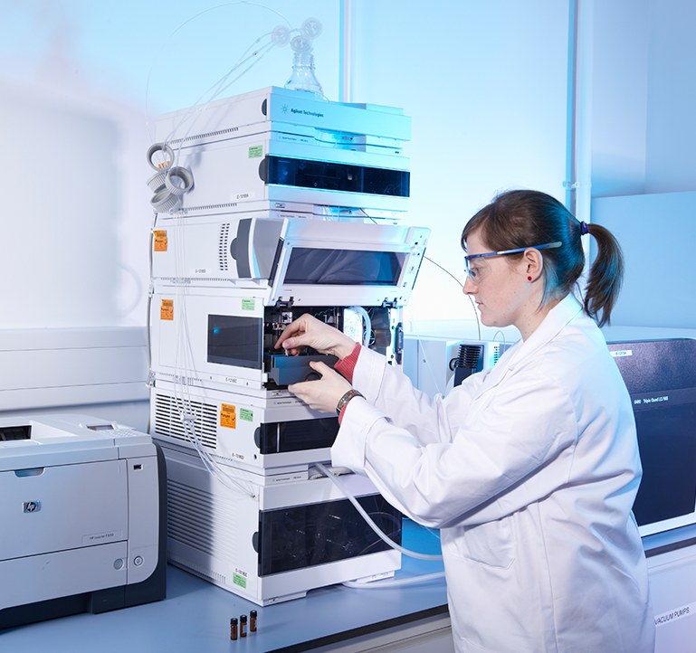 Mass Spectrometry Expertise Mobile Image