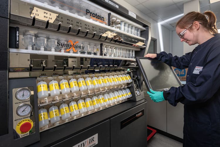 Peptides as research tools